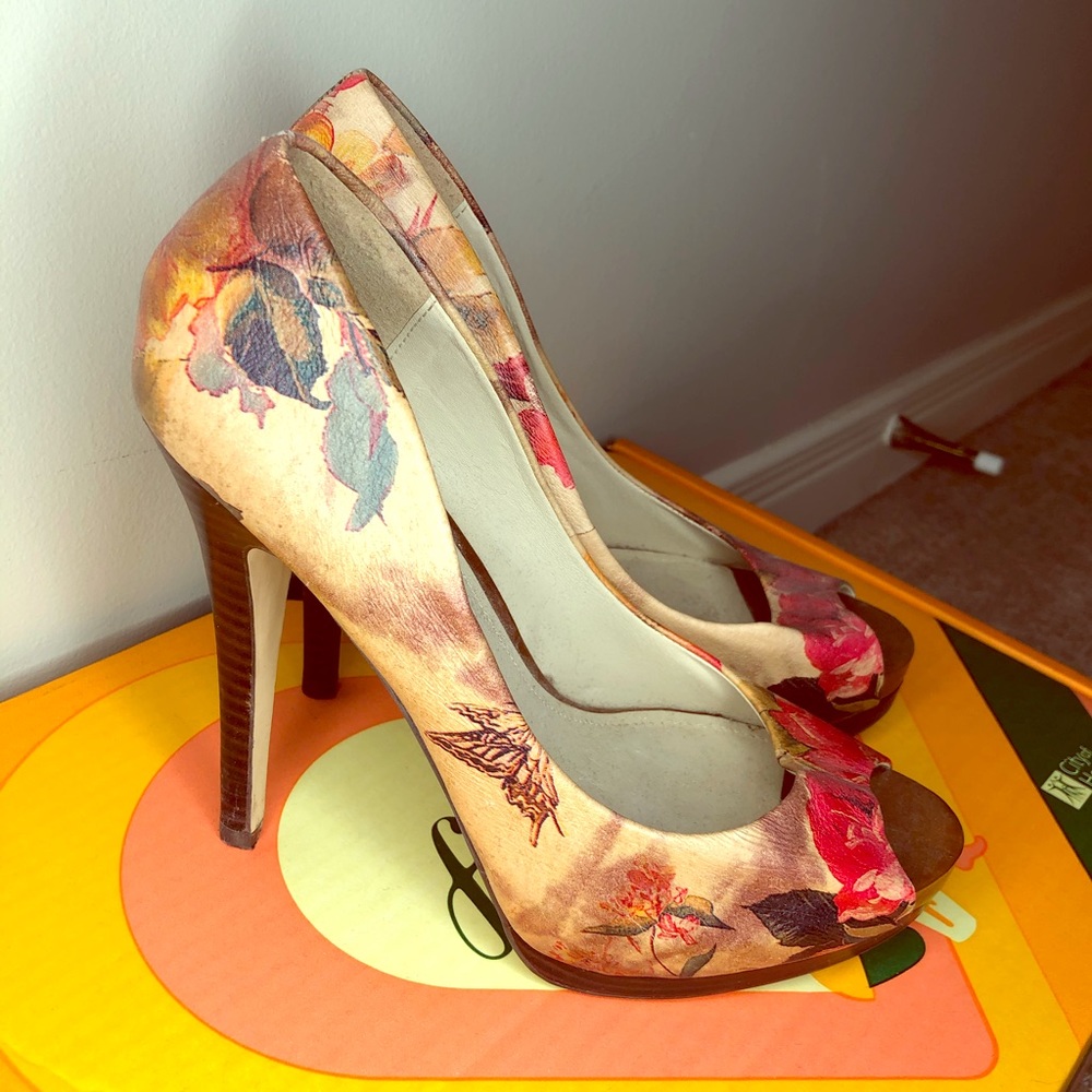 Floral heels